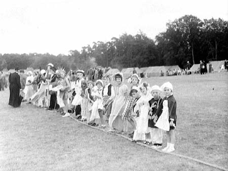 Bank Hol 1943.2258