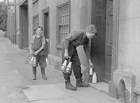 1946 Milkman 02