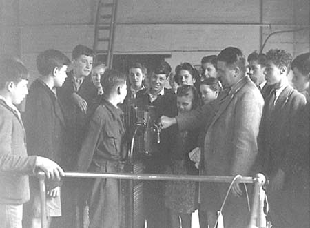 1948 School Visit 05