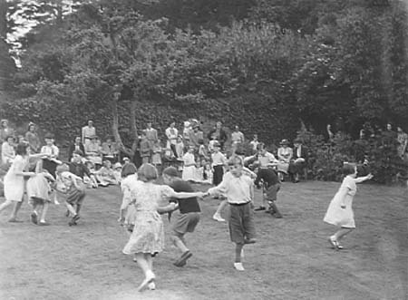 1942 Garden Fete 04