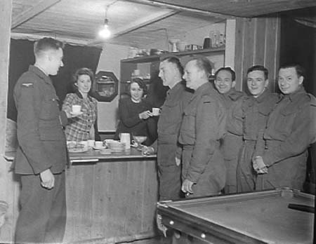 1942 Troops Canteen 02