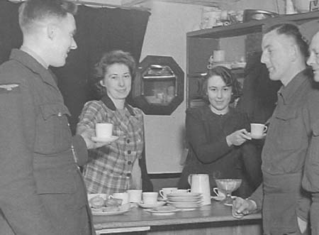 1942 Troops Canteen 03