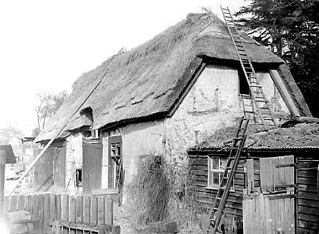 1949 Tithe Barn 02