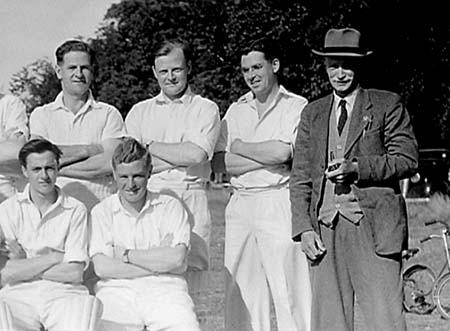 1951 Cricket Team 03