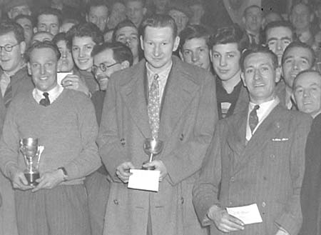 1951 Darts Finals 08
