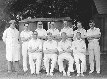 1952 Cricket Team 01