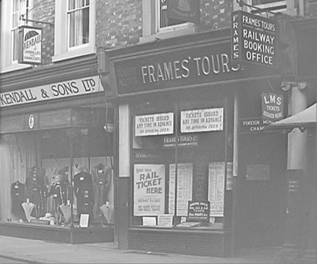 Frames Tours 1945 02