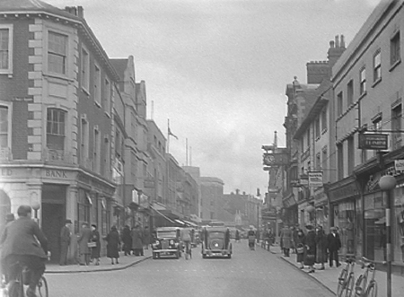 High Street 1939 09