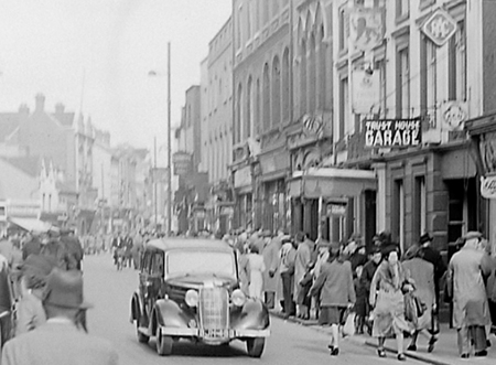 High Street 1945 06
