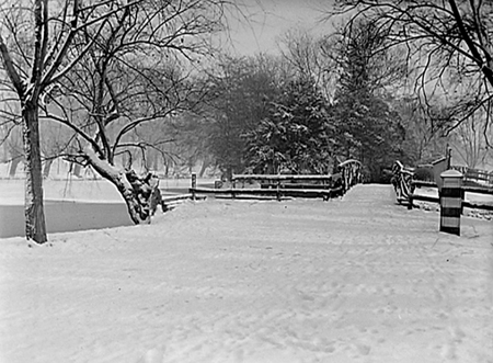 Snow Scenes 1945 01