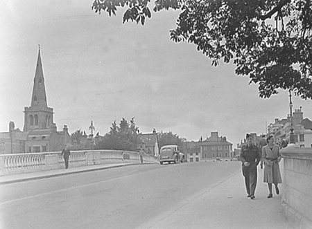 Town Bridge 1945 02