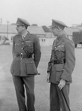 1950 Artillery Display 04