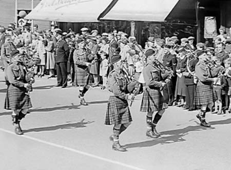 1943 RAF Fundraising 06