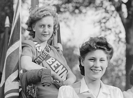 1944 Factory Queens 04