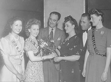 1944 Factory Queens 23