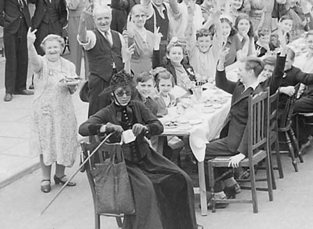 1945 Street Parties 06