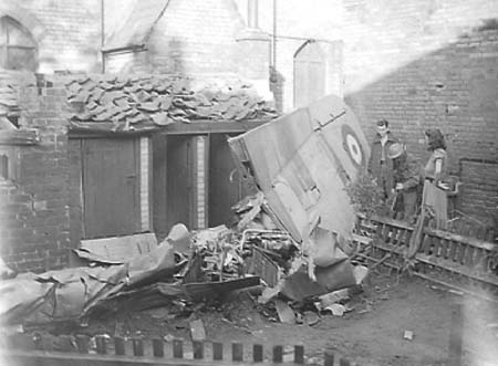 1941 Plane Crash 01