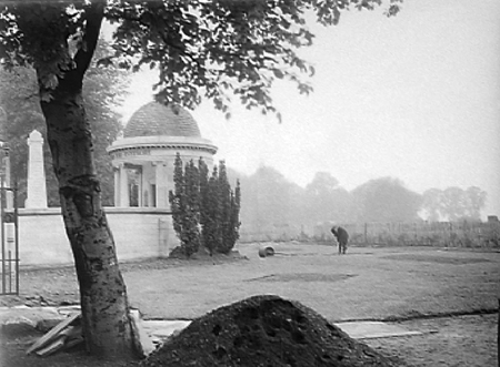 1939 War Memorial 01