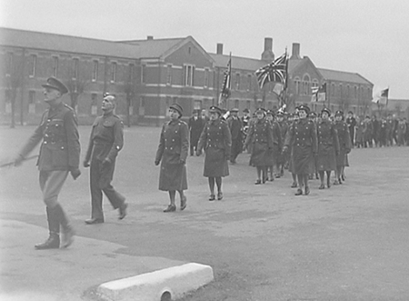 1943 Old Comrades 02
