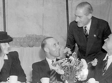 Social 1949 05