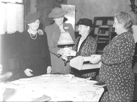 Presentation 1944.2466