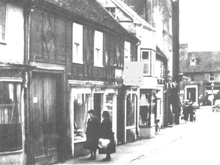 Church St 1940s.1298