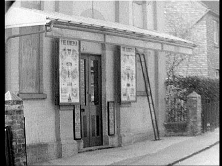   Kinema Closes 1939.1659