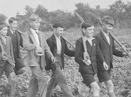 1942 School 05
