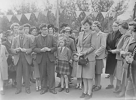 1945 Fancy Dress 01