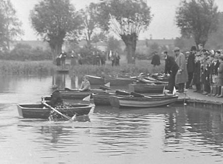 Langholme Lake 02