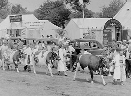  Grand Parades 23
