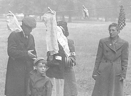 1945 Garden Fete 05