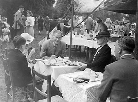 1946 Garden Fete 03