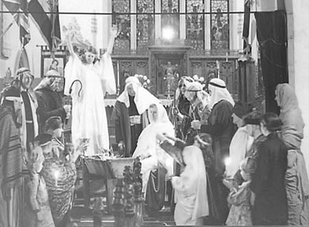 1948 Xmas Pageant 02