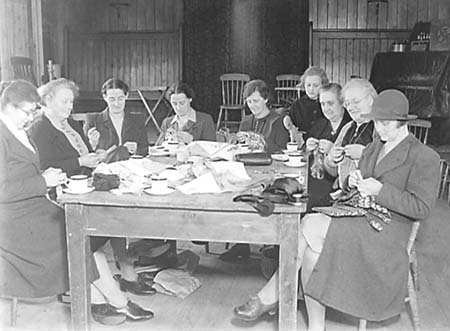 1945 Sewing Group 01