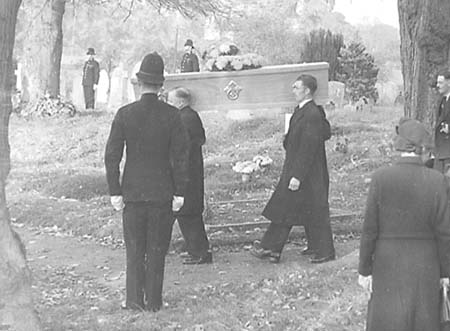 1946 VIP Funeral 03