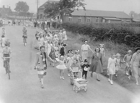 1949 Aug Fete 01