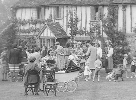 1949 Garden Fete 04