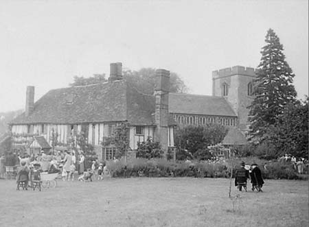 1949 Manor House 01