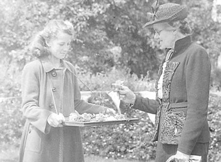 1948 Garden Fete 02