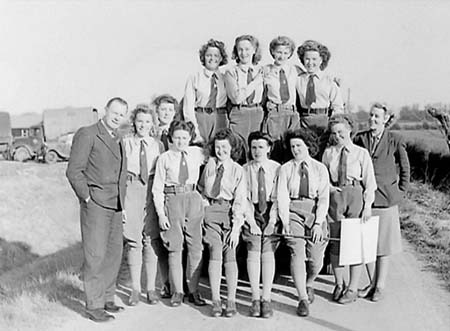 1948 Land Army Girls 01