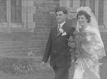 1949 Wedding 02