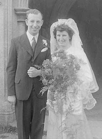 1949 Wedding 03