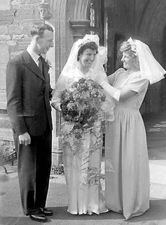 1949 Wedding 05