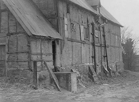 Old Barns 1950.06