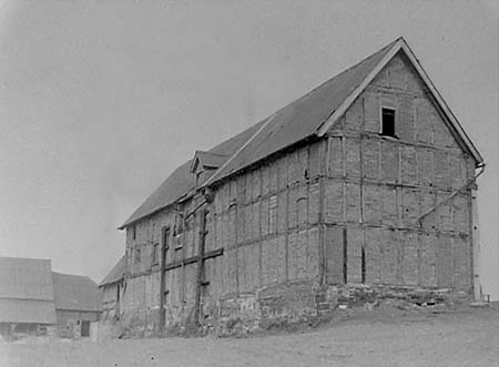 Old Barns 1950.07
