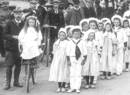 1900s May Day 05