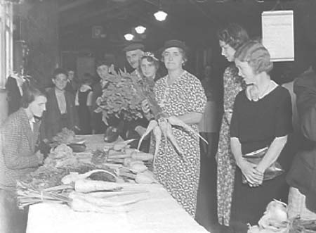 1942 WI Flower Show 04