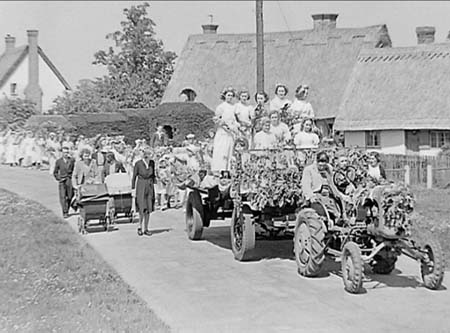 1948 May Day 06