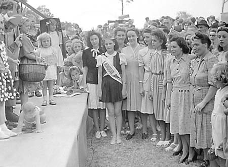 Labour Rally 1947 08